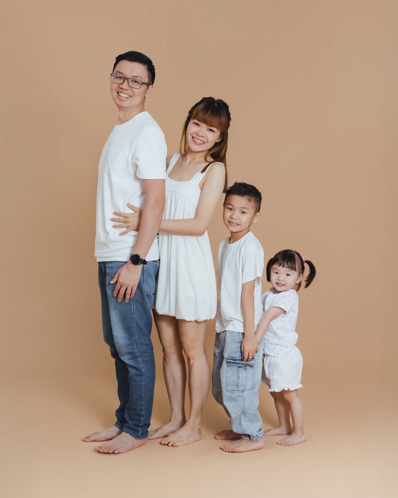Parents and children family portrait in Selangor