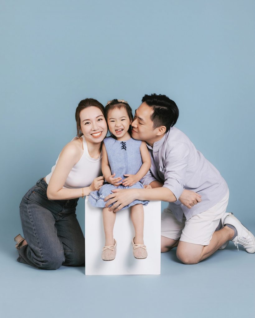 Family portrait with children in Kelana Jaya